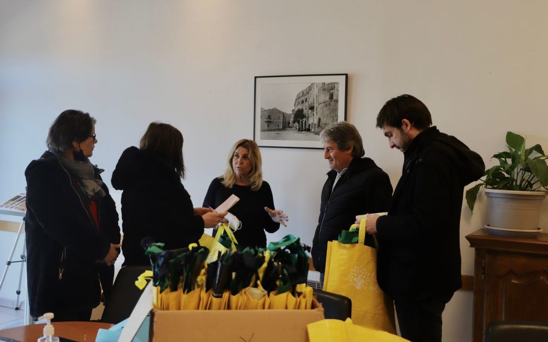 Distribution de cabas de tri